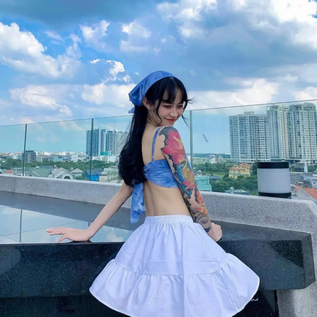 烈日长虹